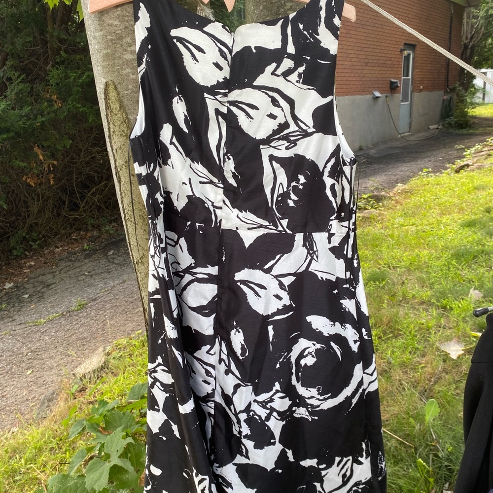 Michel Studio Black and White Floral Midi Dress